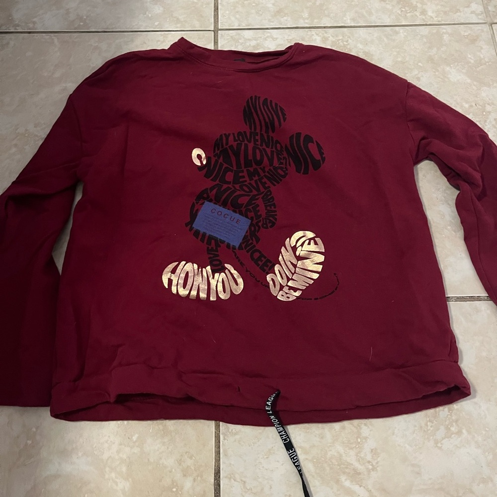 Mickey mouse red sweatshirt